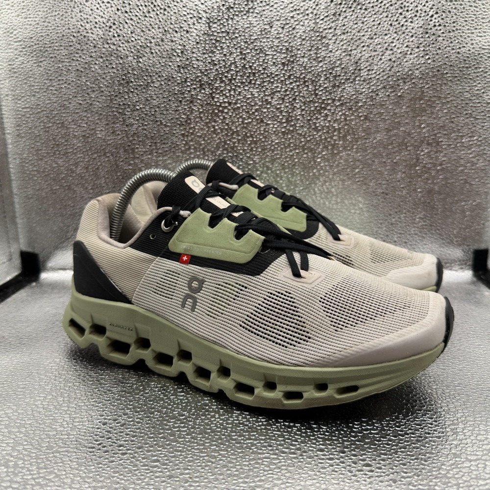 Size 9.5 On Cloudstratus White Black Sage Green Womens Running Shoes 39-98997